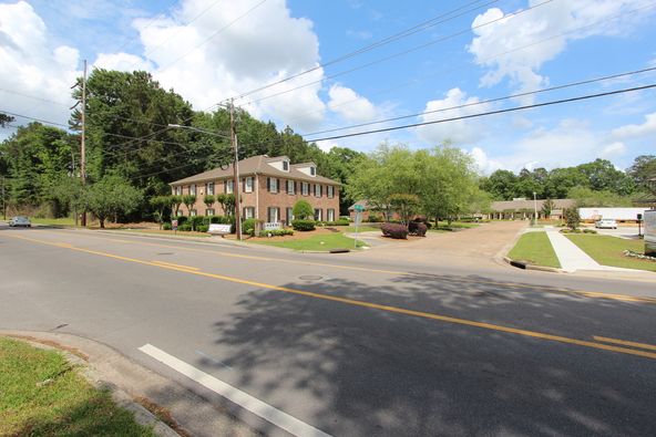 Office Space For Sale/Lease: 101 Madison Plz, Hattiesburg, MS 39402